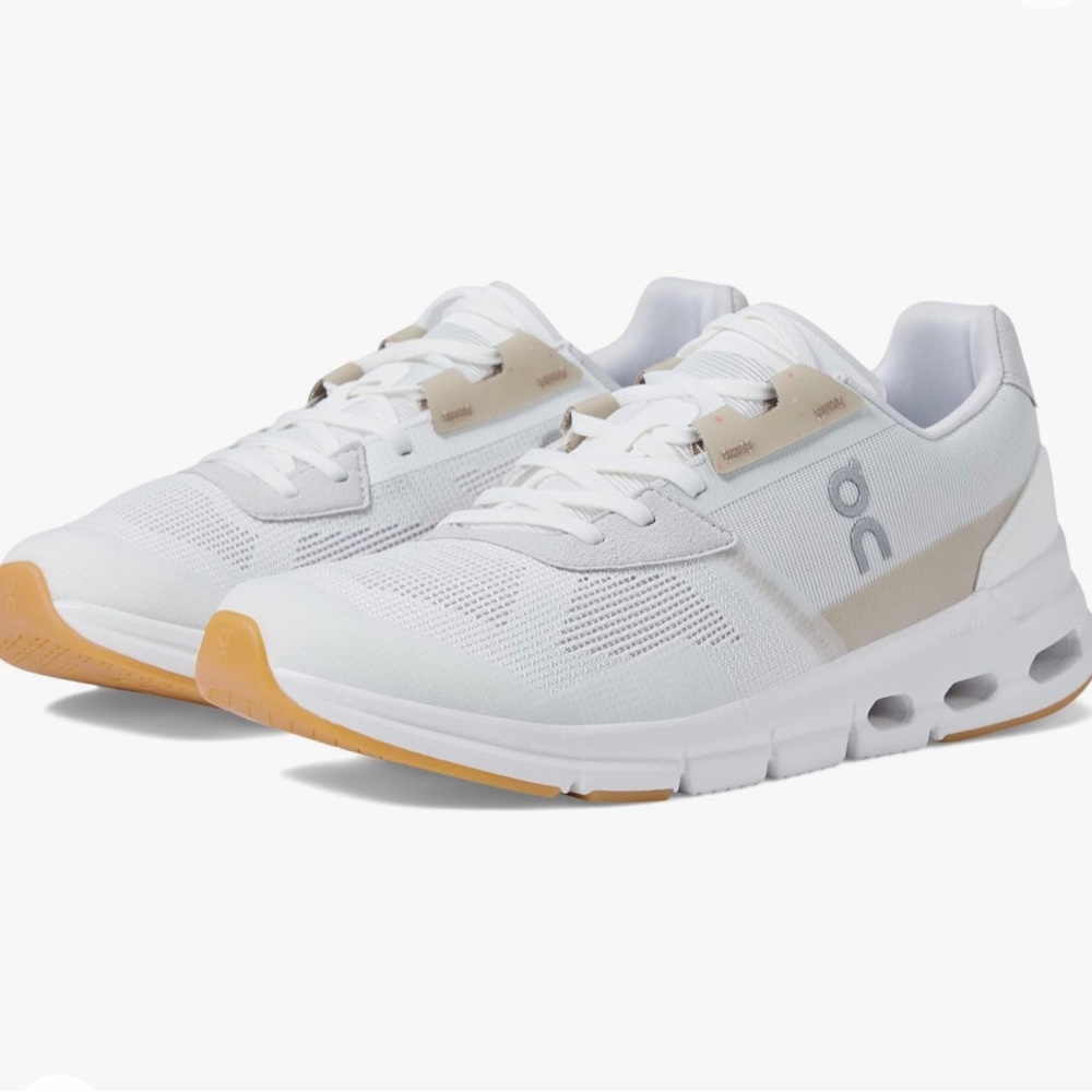 *BRAND NEW* On Cloudrift Sneakers Size 7 - Undyed White/Sand